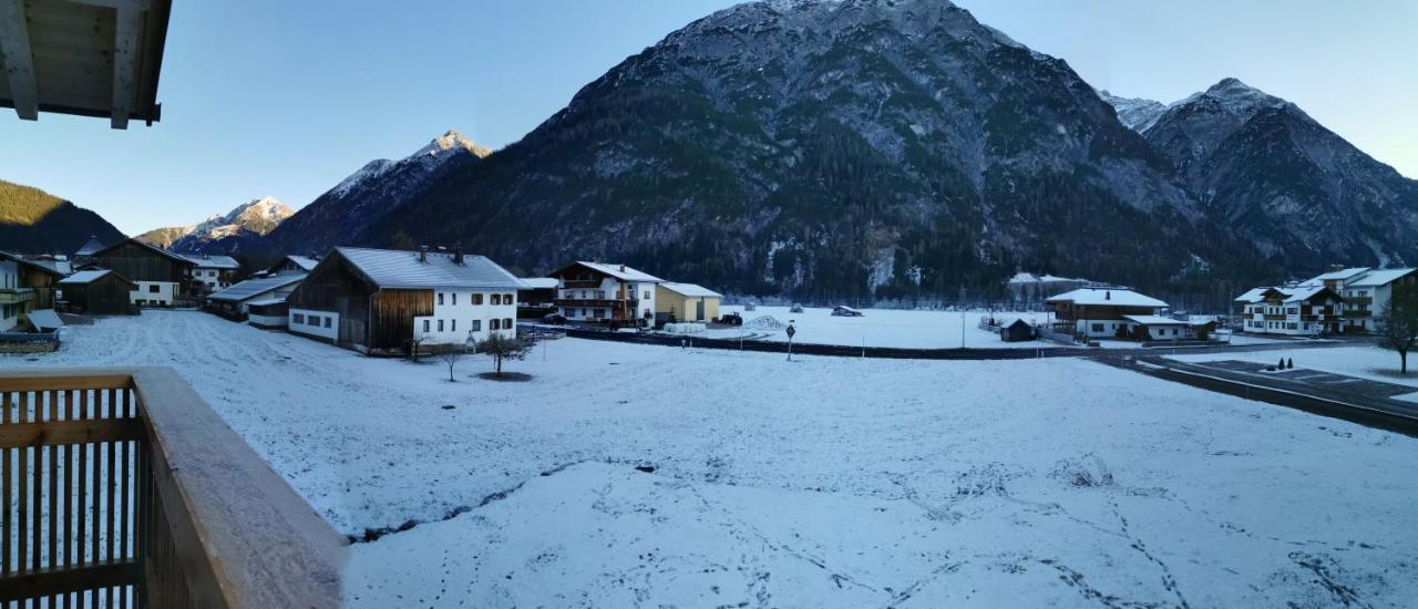 Appartement Bergfuier Holzgau Exterior photo